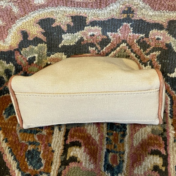 Fossil Fabric Change Purse | Small Fossil Change - Picture 3 of 9